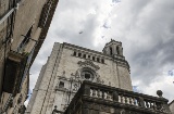 Blick auf die Kathedrale Santa María in Girona, Katalonien
