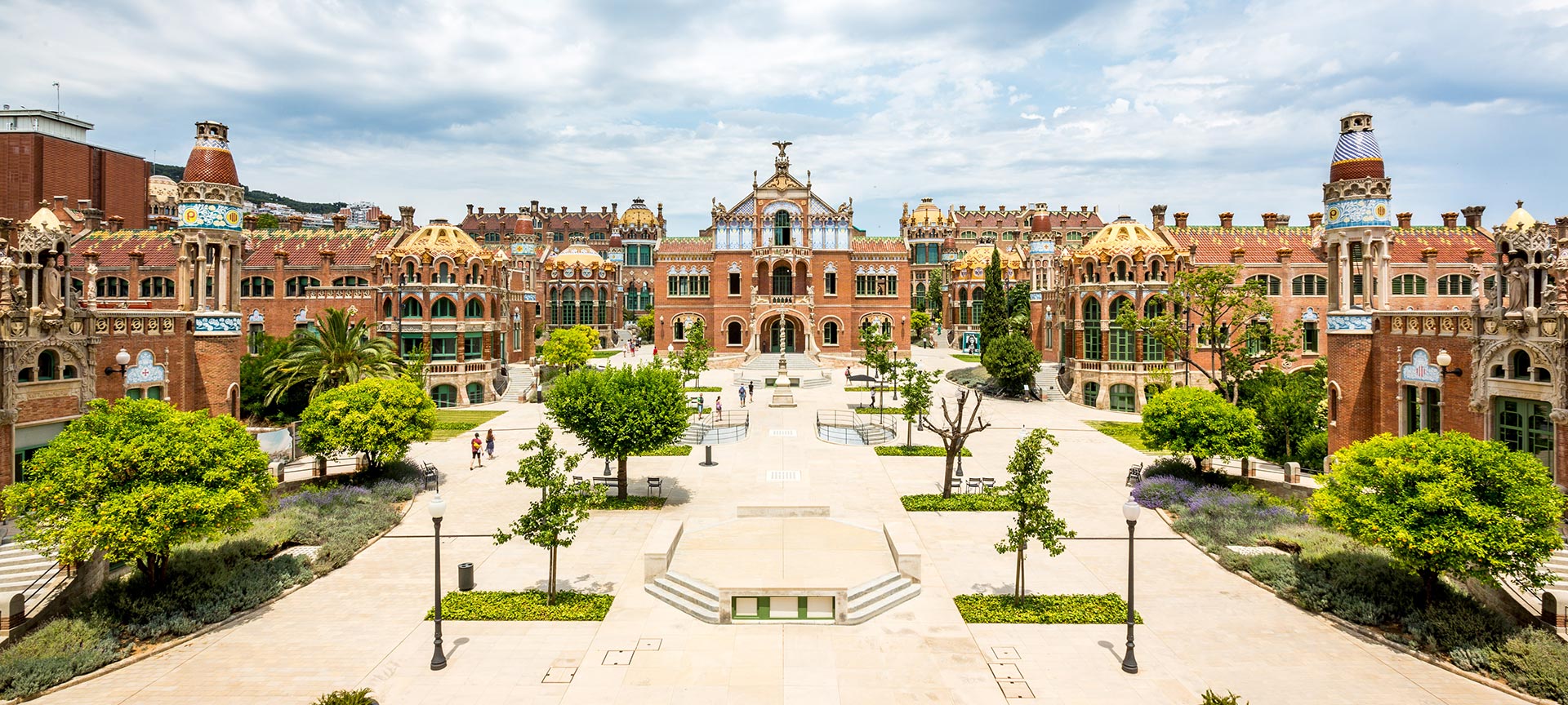 Vista general del Recinto modernista de Sant Pau, Barcelona Vista general del Recinto modernista de Sant Pau, Barcelona