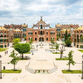 Widok ogólny Szpitala Santa Creu y Sant Pau, Barcelona.