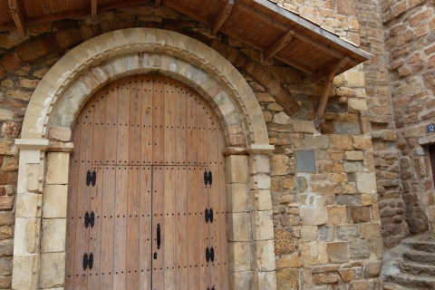 Blick auf die Kirche in Tremp, Katalonien