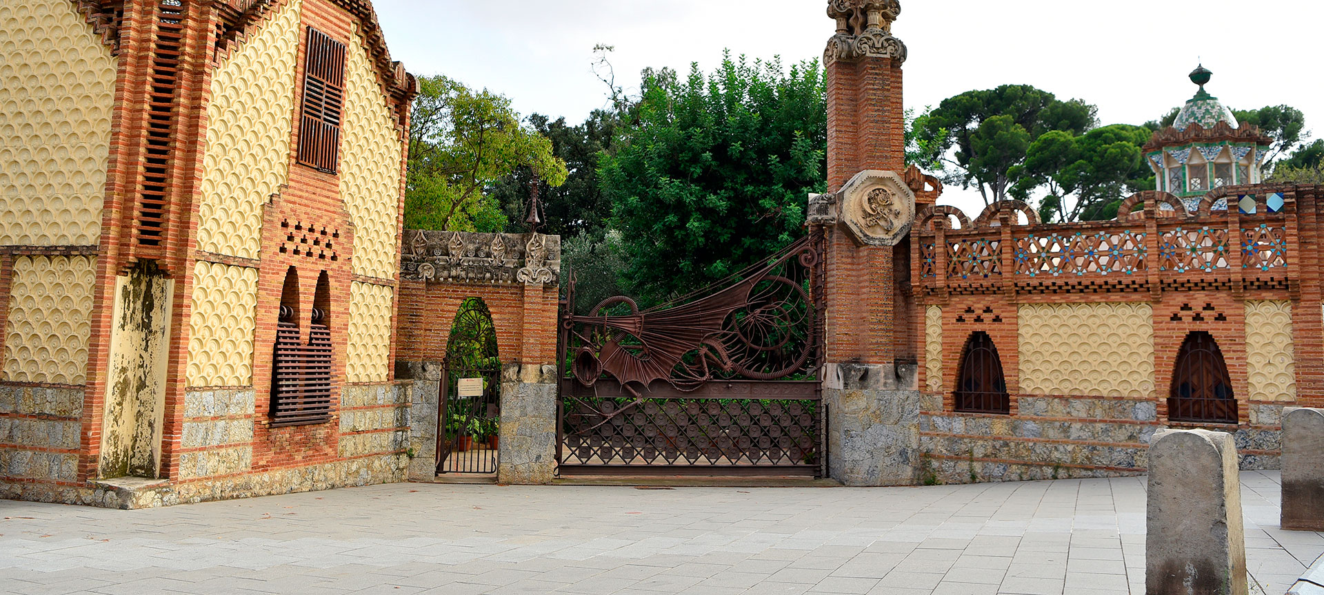 Pavillons Güell. Barcelone. Pavillons Güell. Barcelone.