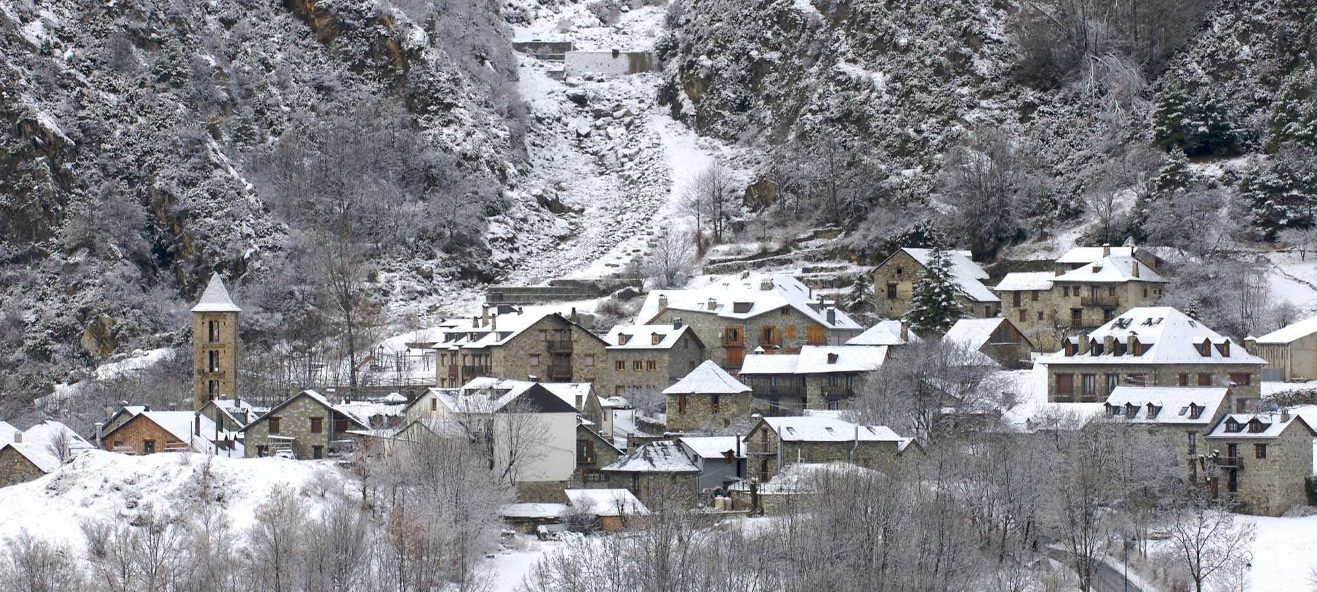 Panoramic view of Erill-La-Vall in Lleida (Catalonia)
