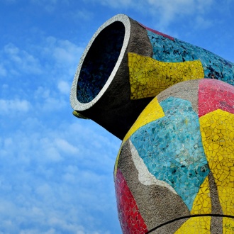 Detail of the "Woman and bird" sculpture in Joan Miró Park