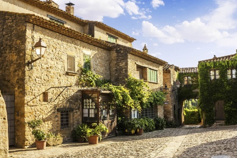 Peratallada, dans la province de Gérone (Catalogne)