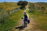 Ciclista na Via da Prata passando pela Extremadura