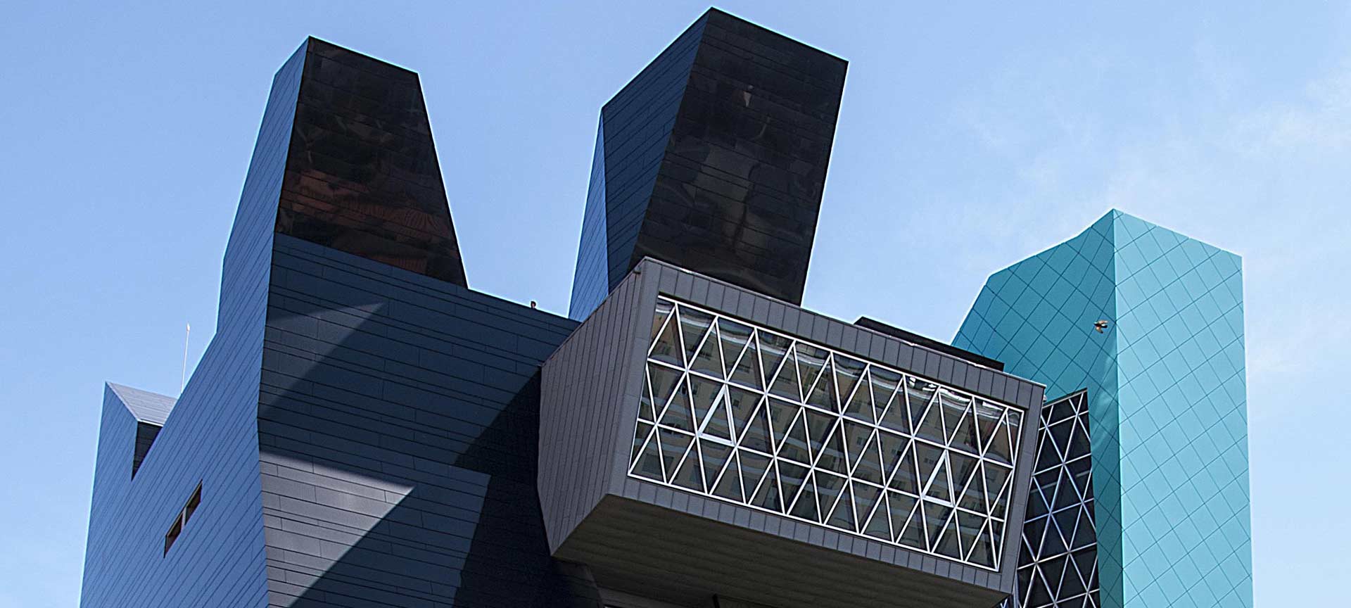 Aragoński Instytut Sztuki i Kultury Współczesnej. Pablo Serrano © Aragoński Instytut Sztuki i Kultury Współczesnej. Pablo Serrano ©
