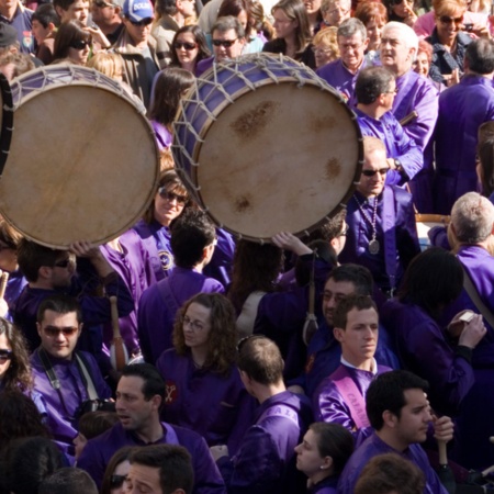 Karwoche in Calanda. Trommleraufmarsch „Rompida de la Hora“