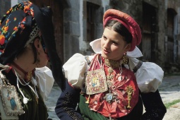 Traditional costume of Ansó