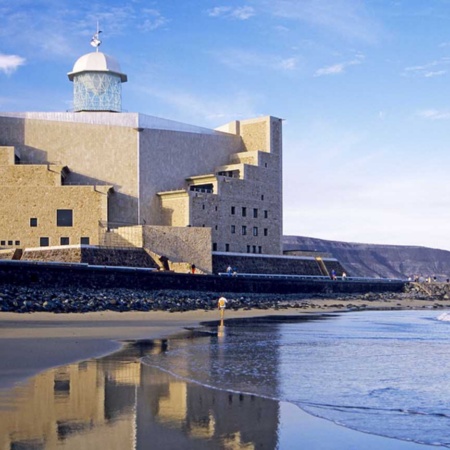 Das Alfredo Kraus-Auditorium in Las Palmas de Gran Canaria ist der Veranstaltungsort des Musikfestivals der Kanarischen Inseln