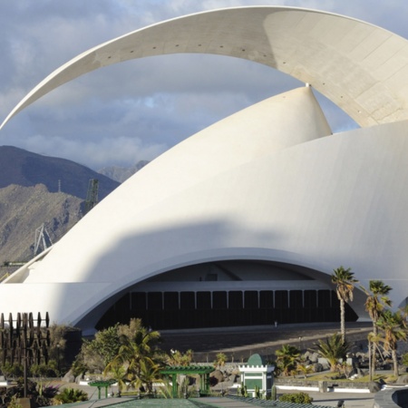 Das Auditorium von Santa Cruz de Tenerife veranstaltet das Musikfestival der Kanarischen Inseln