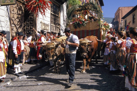 Corpus Domini e Pellegrinaggio di San Isidro, a La Orotava (Tenerife, Isole Canarie)
