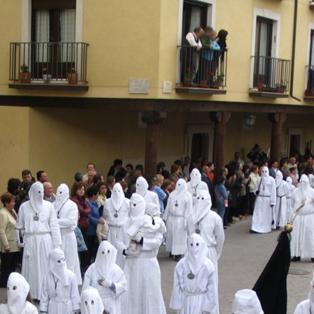 Desfile de Gremios, ou défilé des Corporations. Semaine sainte de Medina de Rioseco