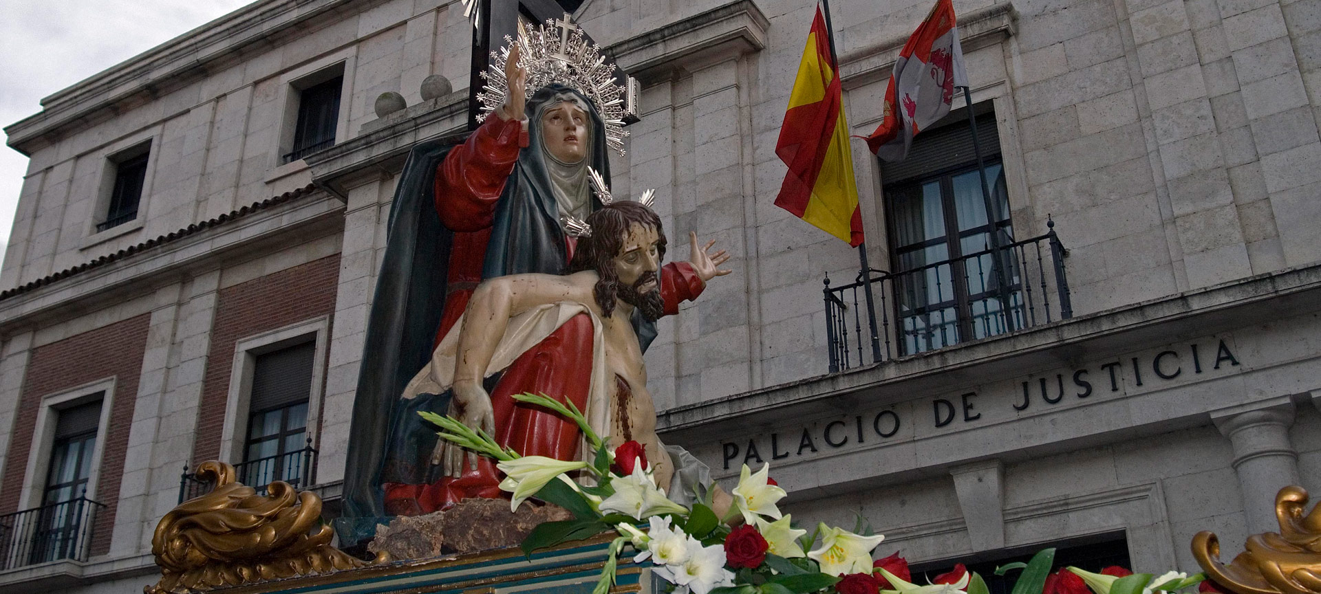 Image of La Piedad during a procession. Easter in Valladolid
