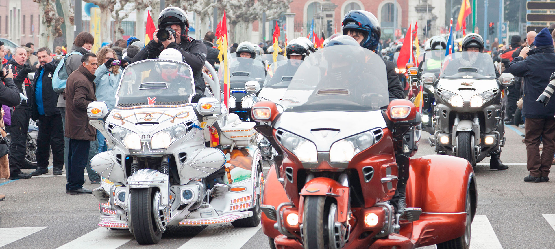 Pingüinos. Internationales Motorrad-Wintertreffen Pingüinos. Internationales Motorrad-Wintertreffen