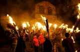 Fêtes du feu du solstice d'été dans les Pyrénées. Vall de Boí (province de Lérida)