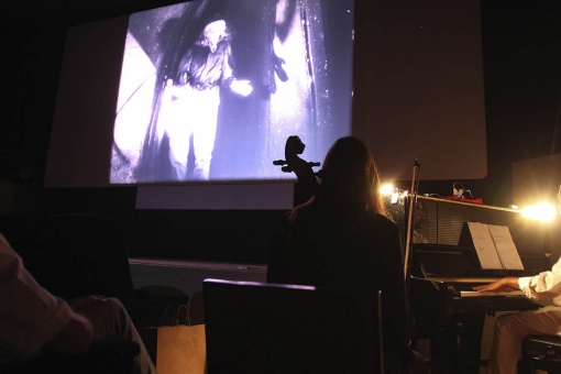 Sessão de cinema show do filme ‘O Golem’