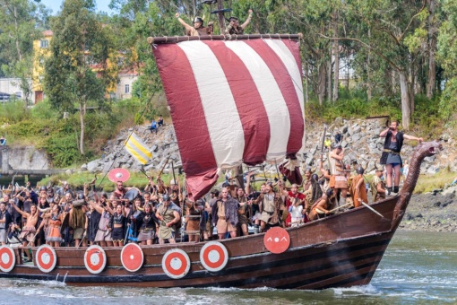 Landing during the Viking Procession in Catoira
