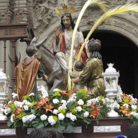 Procesión de “La Borriquilla”, el domingo de Ramos, en la Semana Santa de Logroño (La Rioja)