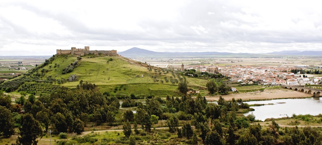 Panorámica del castillo de Medellín