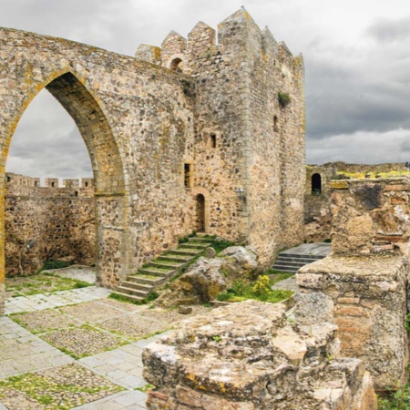 Luna Castle, in Alburquerque (Badajoz, Extremadura)