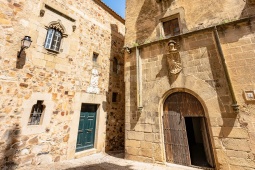 Дом Орла, Касерес