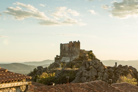 Vista do castelo de Trevejo