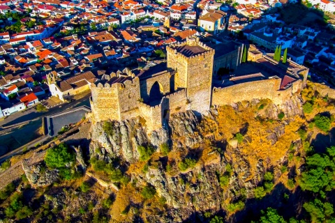 Zamek Luna w Alburquerque. Badajoz.