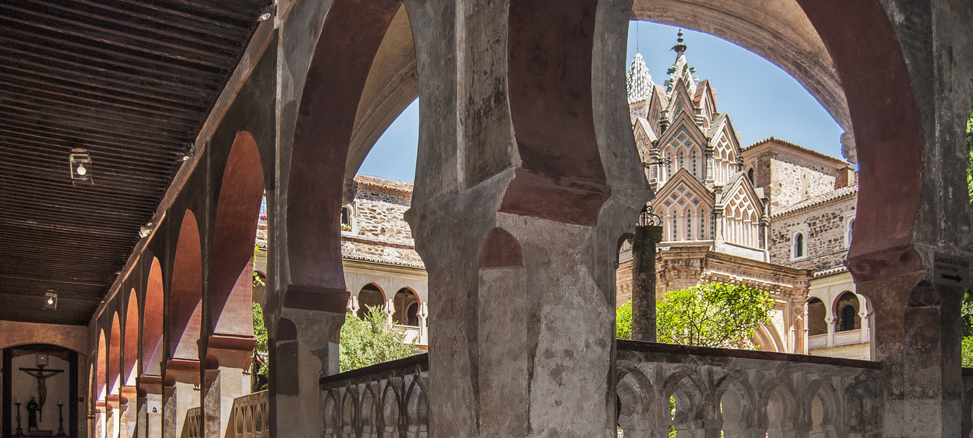 グアダルーペ（エクストレマドゥーラ州カセレス県）の聖母王立修道院