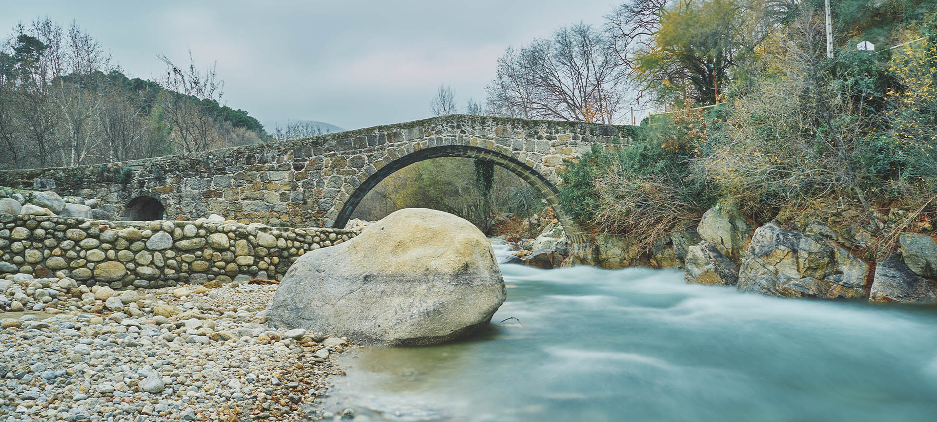 One of the stone bridges in Jarandilla de la Vera in Cáceres (Extremadura)