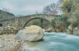 Uma das pontes de pedra de Jarandilla de la Vera, em Cáceres (Extremadura)