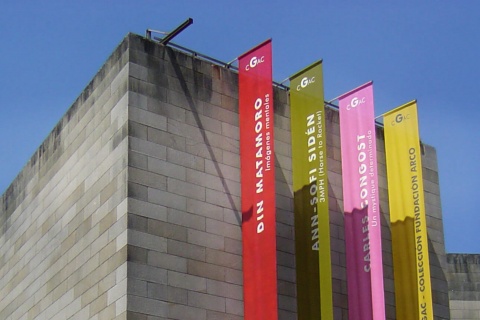 Galicyjskie Centrum Sztuki Współczesnej na zewnątrz, Santiago de Compostela