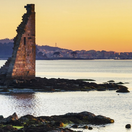 Ruins of San Sadurniño Tower in Cambados (Pontevedra, Galicia)