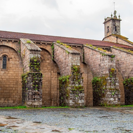 Stiftskirche Santa María la Real de Sar