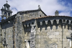 Iglesia de San Martiño de Cameixa, en Boborás (Ourense, Galicia)