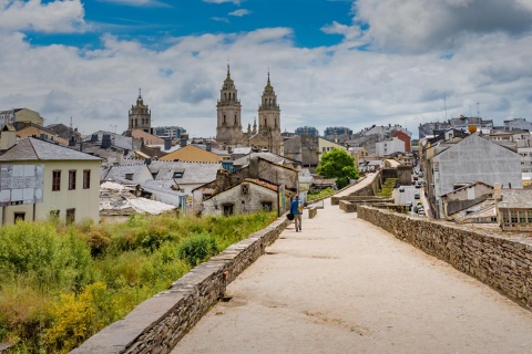  Ausblick auf Lugo, Galicien