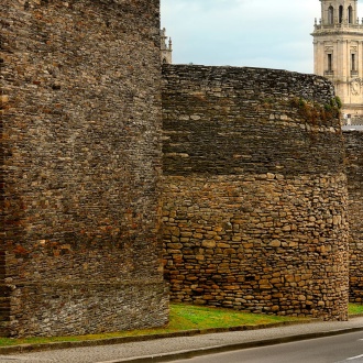 Mury obronne w Lugo