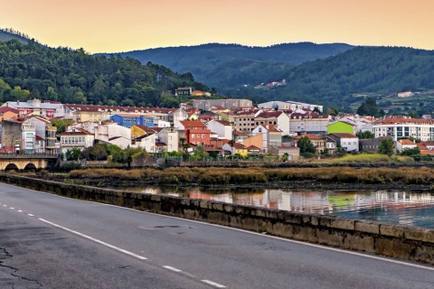 Vue panoramique de Noia (province de La Corogne, Galice)
