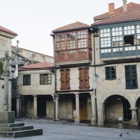 Plaza da Lenha, uma das mais antigas de Pontevedra, na Galícia