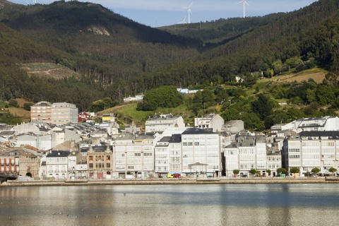 Panoramablick auf Viveiro (Lugo, Galicien)