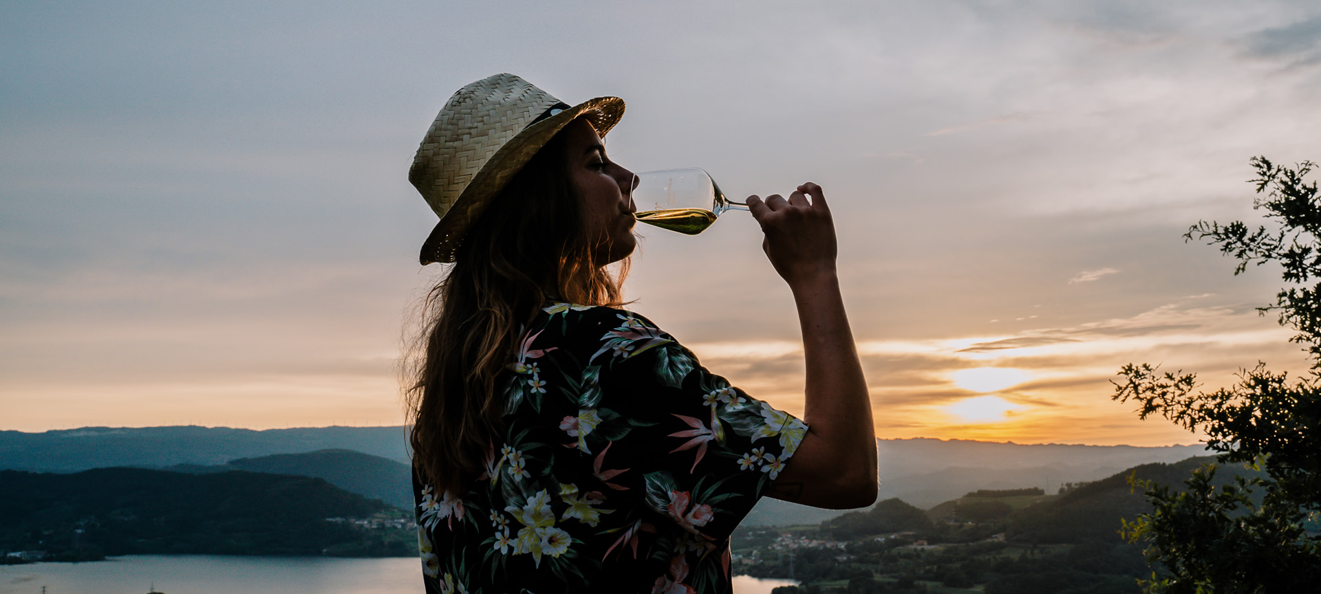 Tourist with a glass of Ribeiro wine