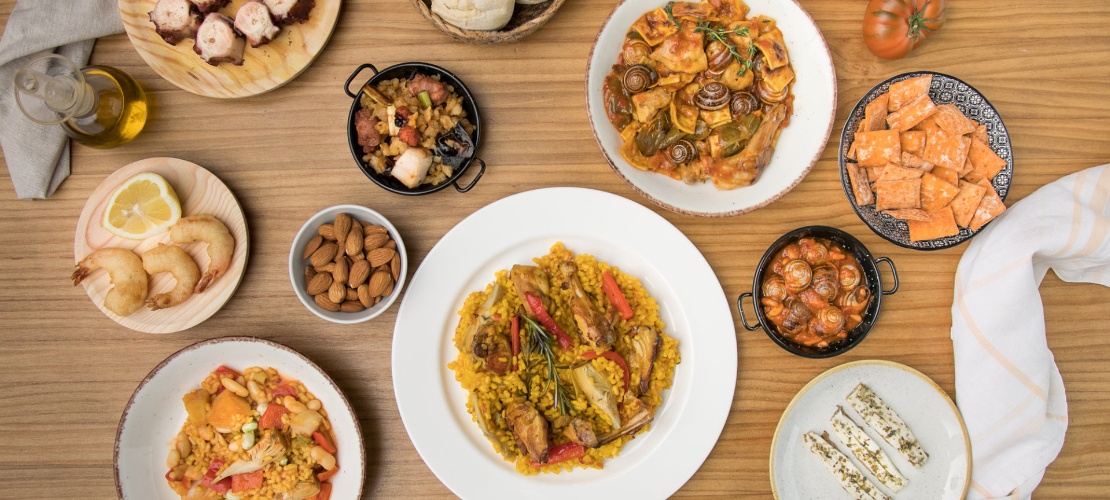 Different traditional dishes and products from the region of Murcia