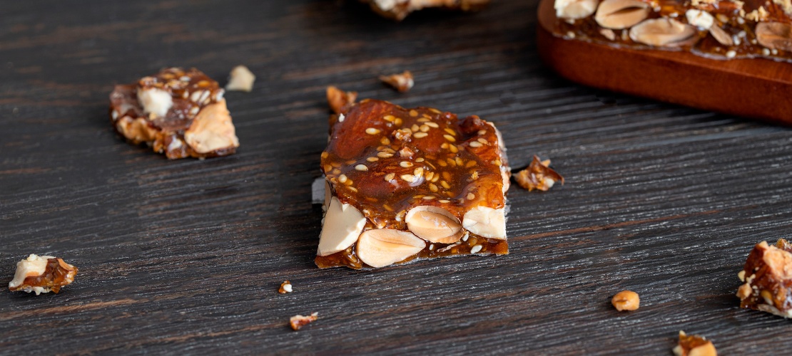 Detail of turrón de guirlache (almond brittle)