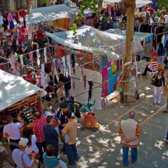 Stall in El Rastro market. Madrid