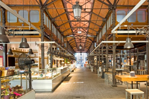 Intérieur du marché de San Miguel, Madrid