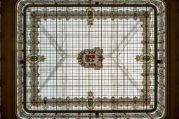 Vetrata superiore del patio centrale. Museo Geominerario