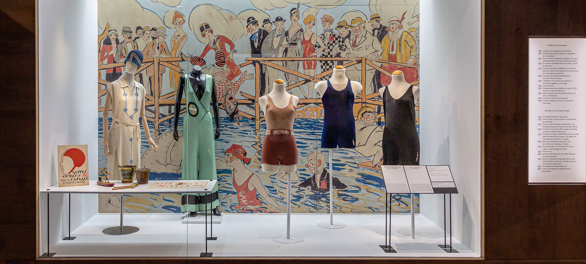 「身体の発見」と名付けられた展示ケース。マドリード服飾博物館の常設展示