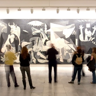 Quadro Guernica, de Picasso, no Museu Nacional de Arte Rainha Sofia