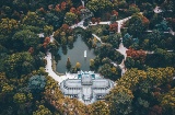 Vista aérea do Palácio de Cristal no Parque de El Retiro