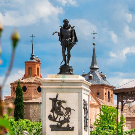 Praça Cervantes, em Alcalá de Henares