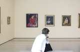 Vista do salão de exposições 'Retratos: Essência e expressão'